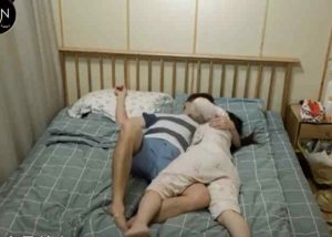 【福原愛のキスシーン動画】旦那とのベッドシーン